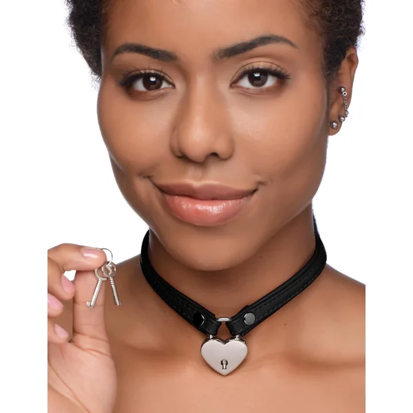 Heart Lock Leather Choker With Lock And Key