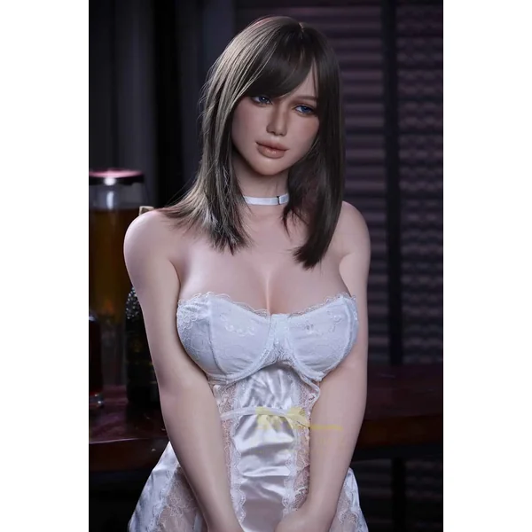 Ioana – 5’4″ | 164cm Sex Doll