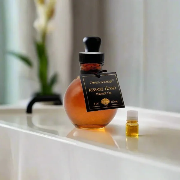 Kissable Honey Massage Oil