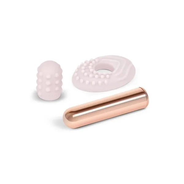 Le Wand Bullet Rechargeable Vibrator with Textured Silicone Sleeve and Ring – Rose Gold