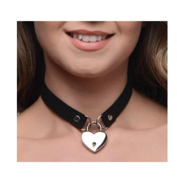 Lock-It Heart Choker with Key - Black Collar