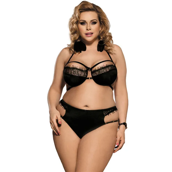 Plus Size Black Lace Bra & Panty Set β Sexy Lenceria for Women