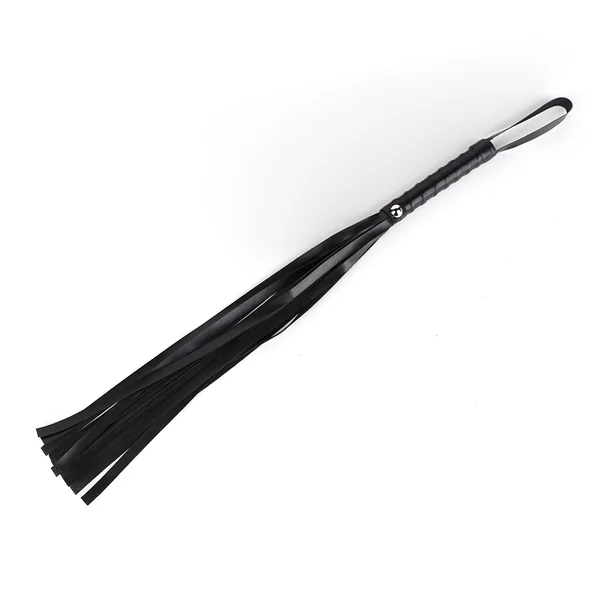 ZYL Medium-Length Faux Leather Flogger